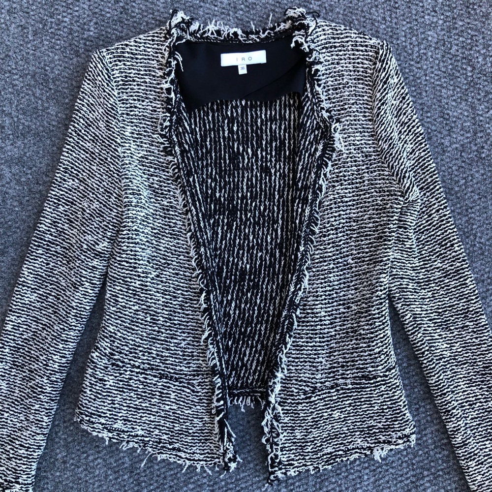 IRO azure jacket in black and ecru tweed boucle with fringe trim size 36